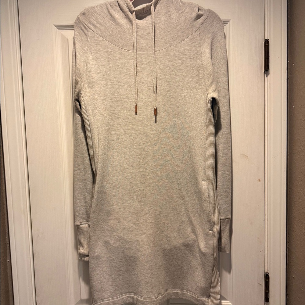 Athleta Light Gray Long Sleeve Sweater Dress in Cozy Soft Fabric.